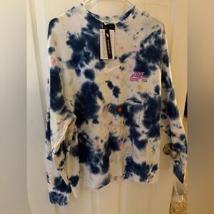 Nike Blue w/Pink Sweater NWT